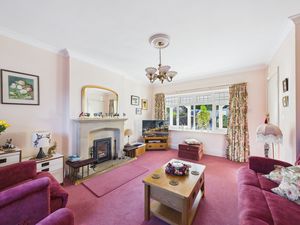 Lounge- click for photo gallery